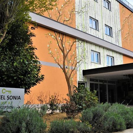 Hotel Sonia Aquilinia Экстерьер фото
