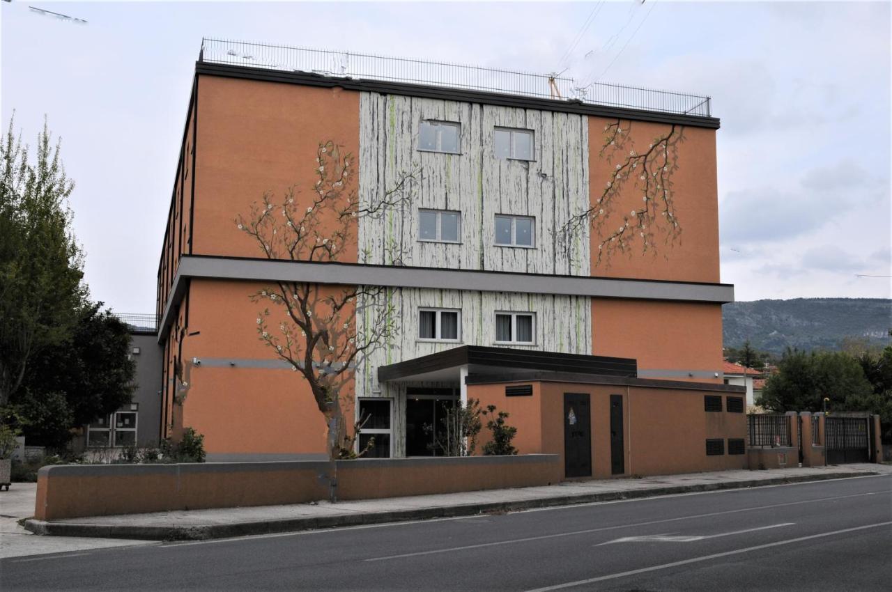 Hotel Sonia Aquilinia Экстерьер фото