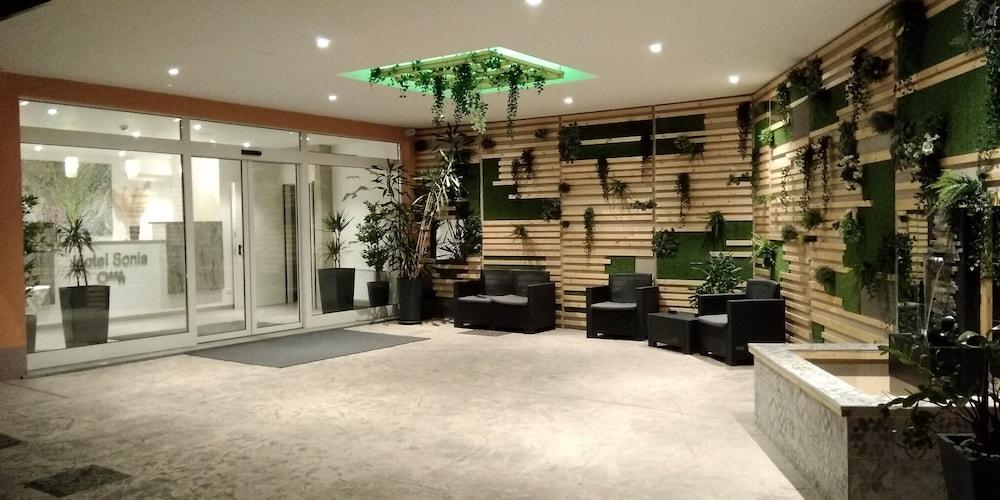 Hotel Sonia Aquilinia Экстерьер фото