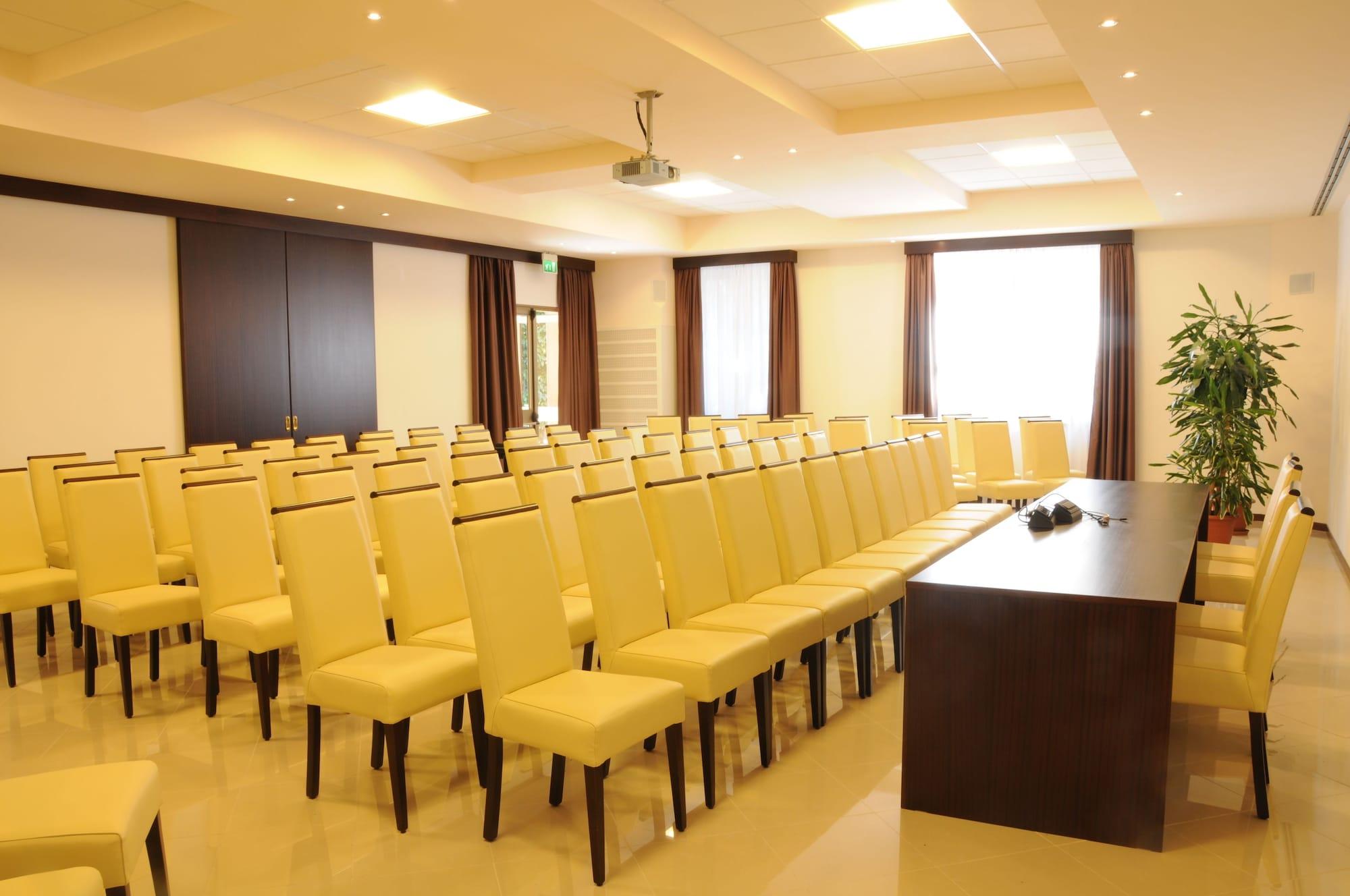 Hotel Sonia Aquilinia Экстерьер фото