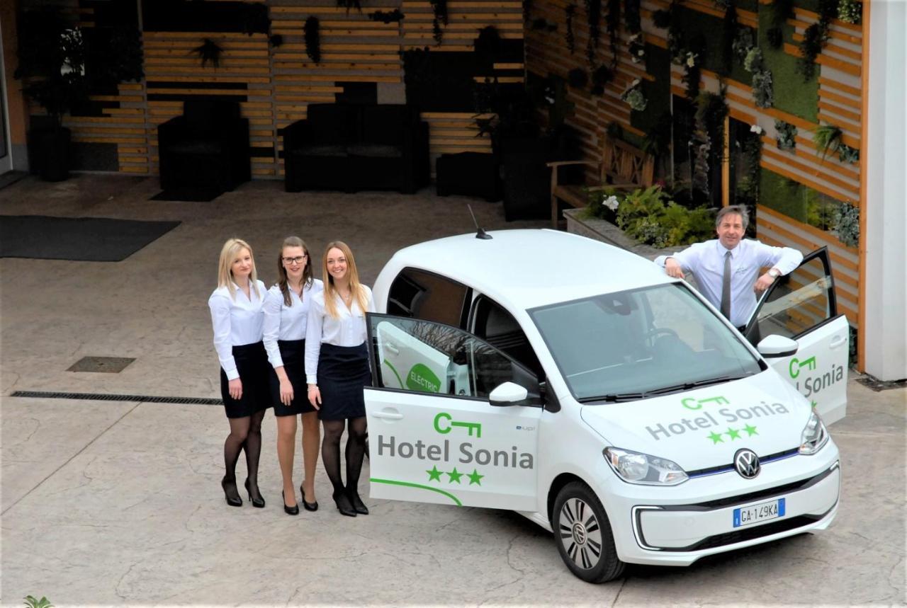 Hotel Sonia Aquilinia Экстерьер фото